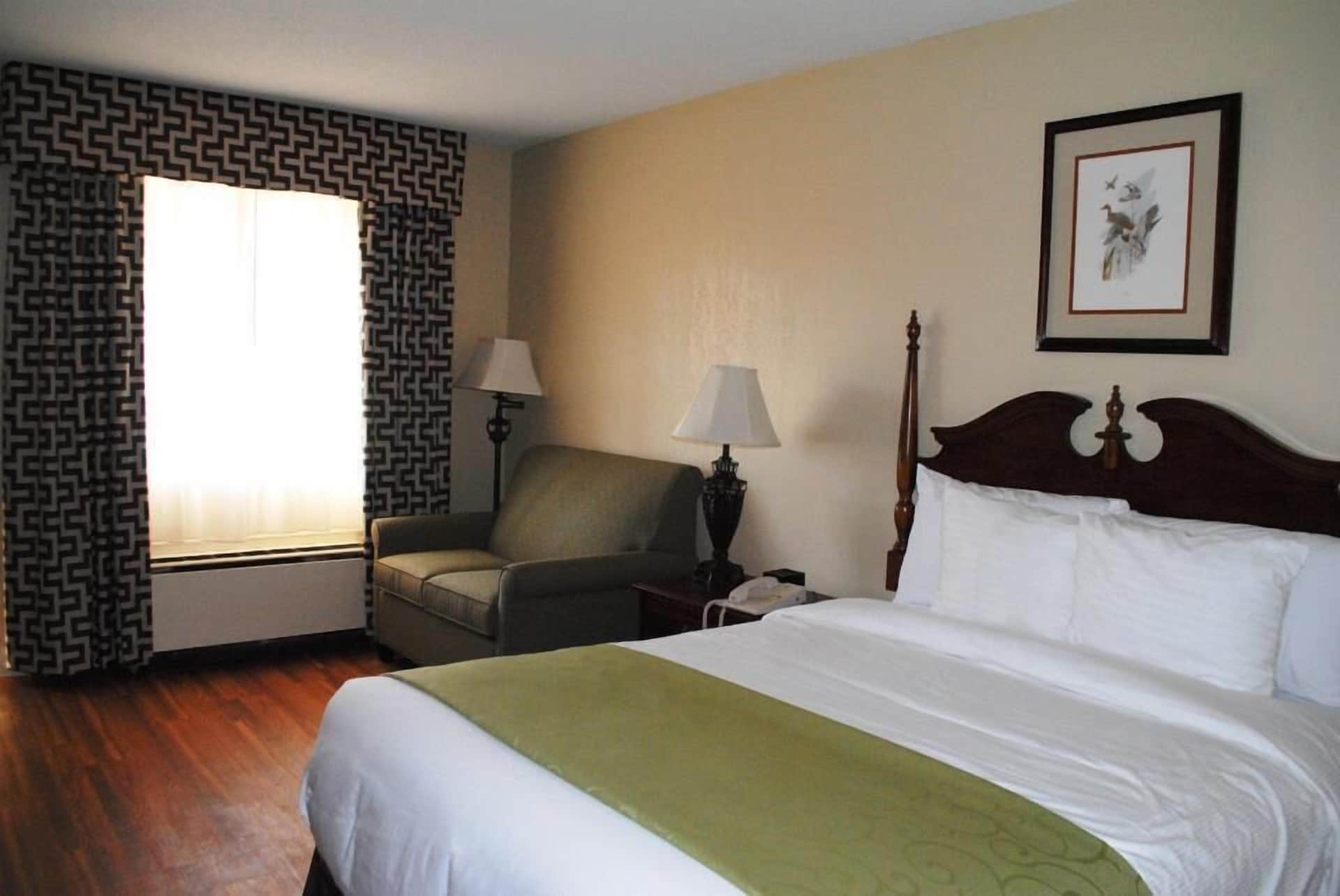 Merry Acres Inn