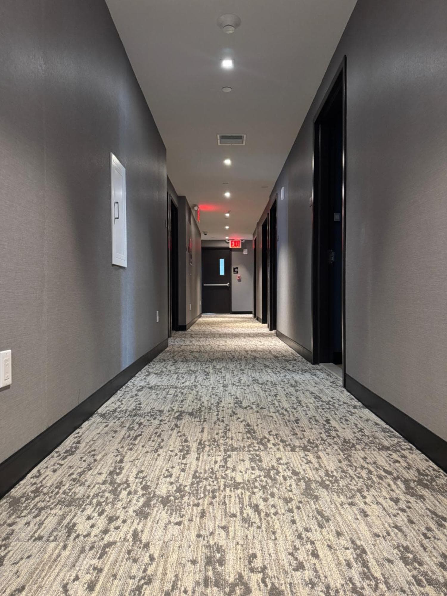 Hotel Mirage Brooklyn