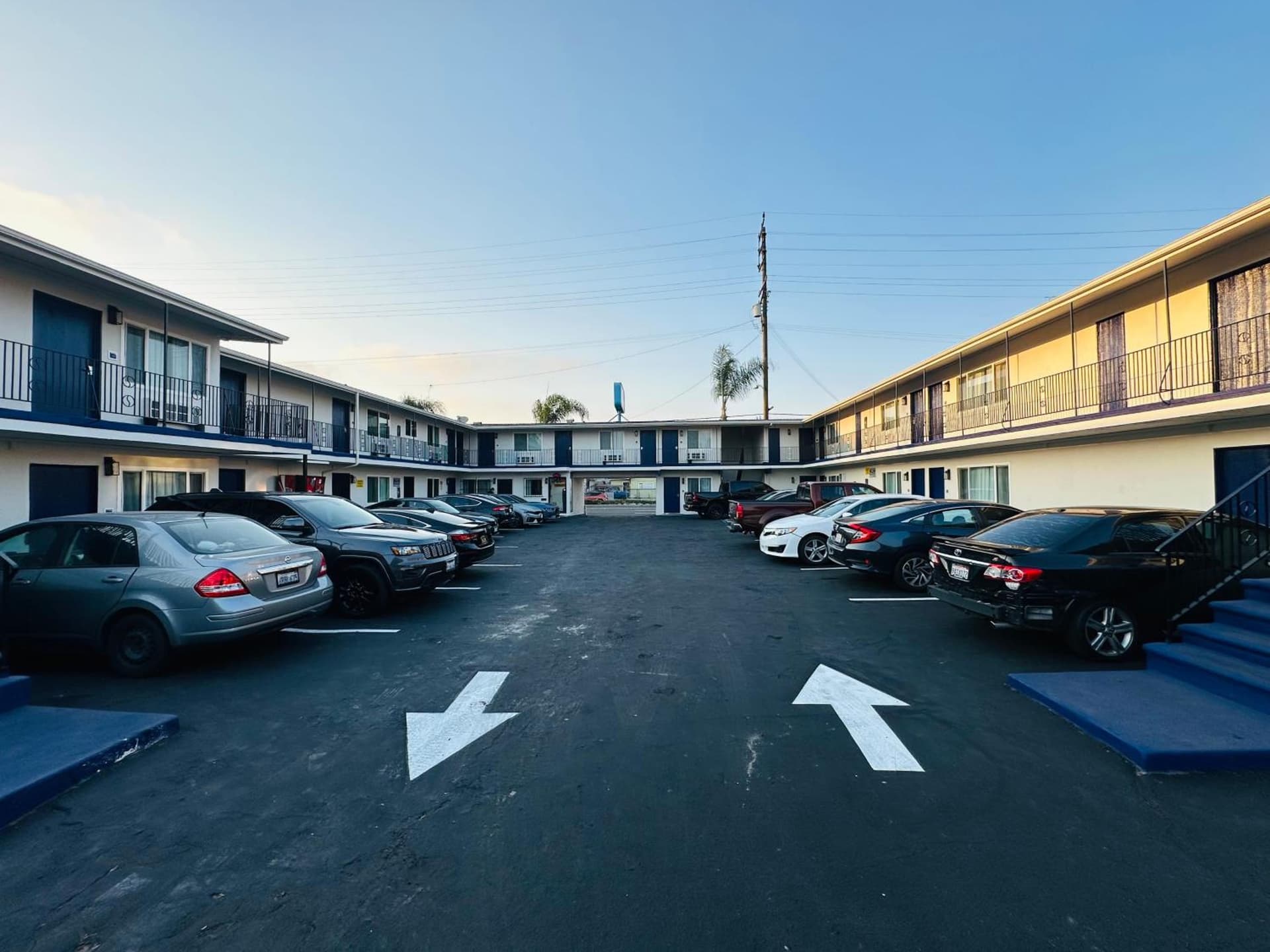 Del Aire Inn LAX