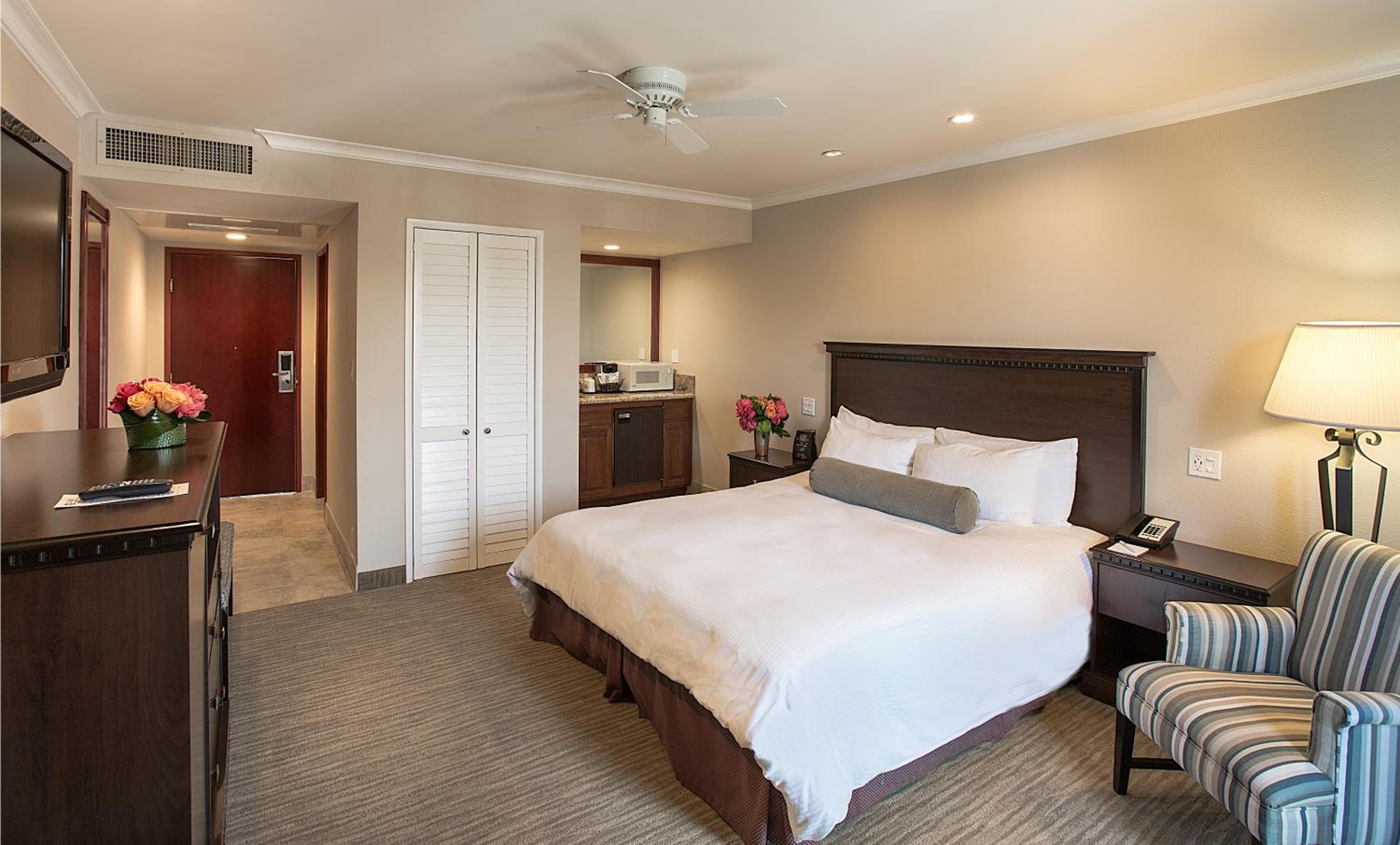 Coast Burbank Hotel