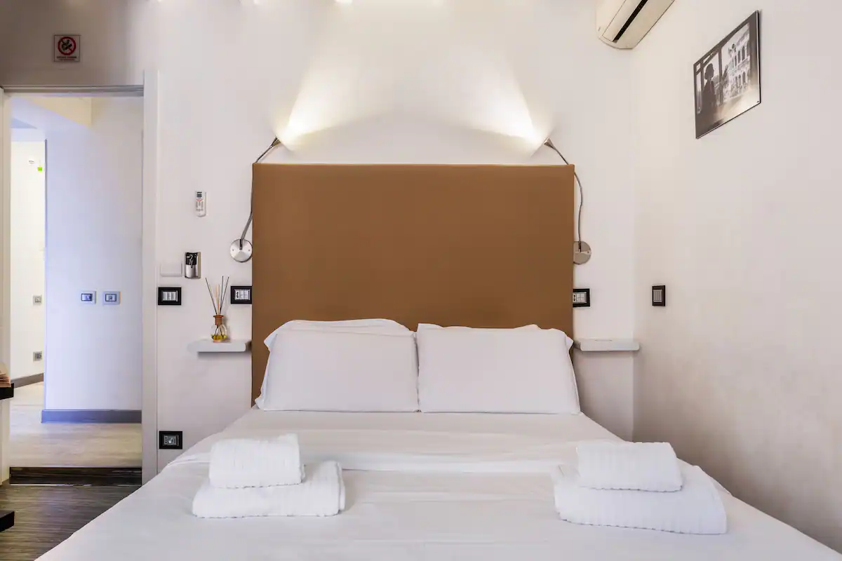 iRooms Spanish Steps