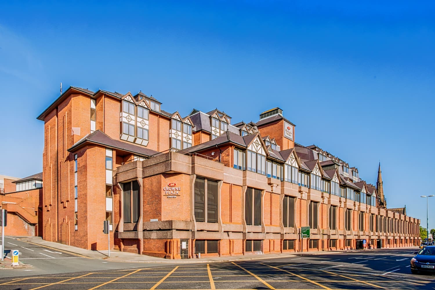 Crowne Plaza Chester, an IHG Hotel