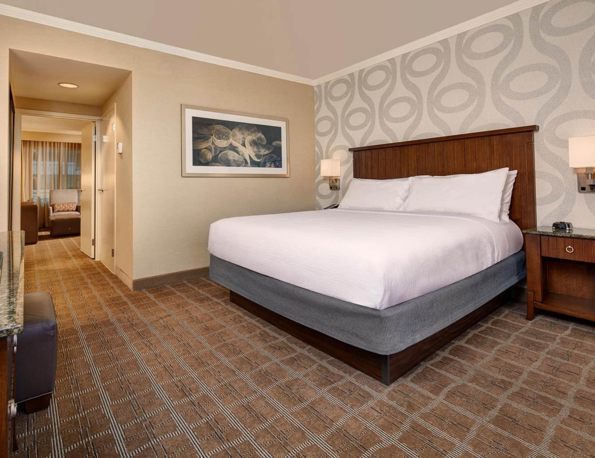 Embassy Suites by Hilton San Diego - La Jolla