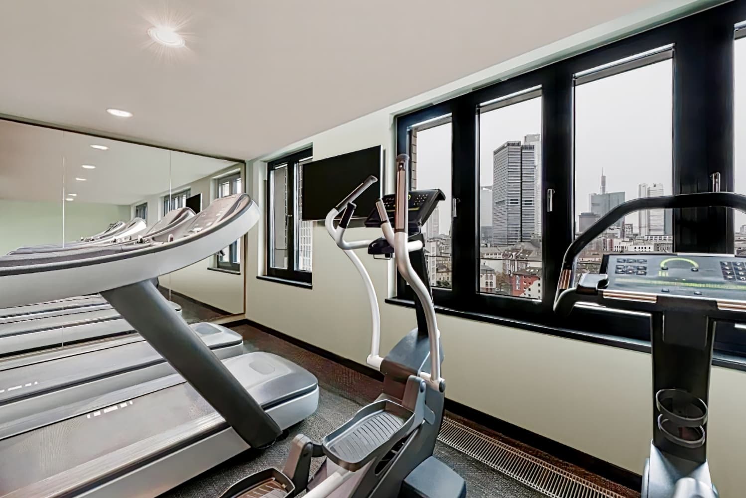 Adina Apartment Hotel Frankfurt Westend