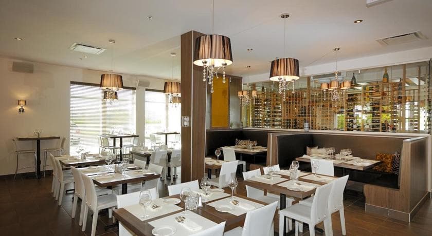 Imperia Hôtel & Suites Terrebonne