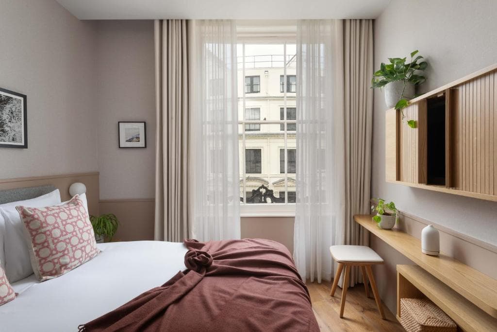 Inhabit Hotel Queens Gardens Ltd