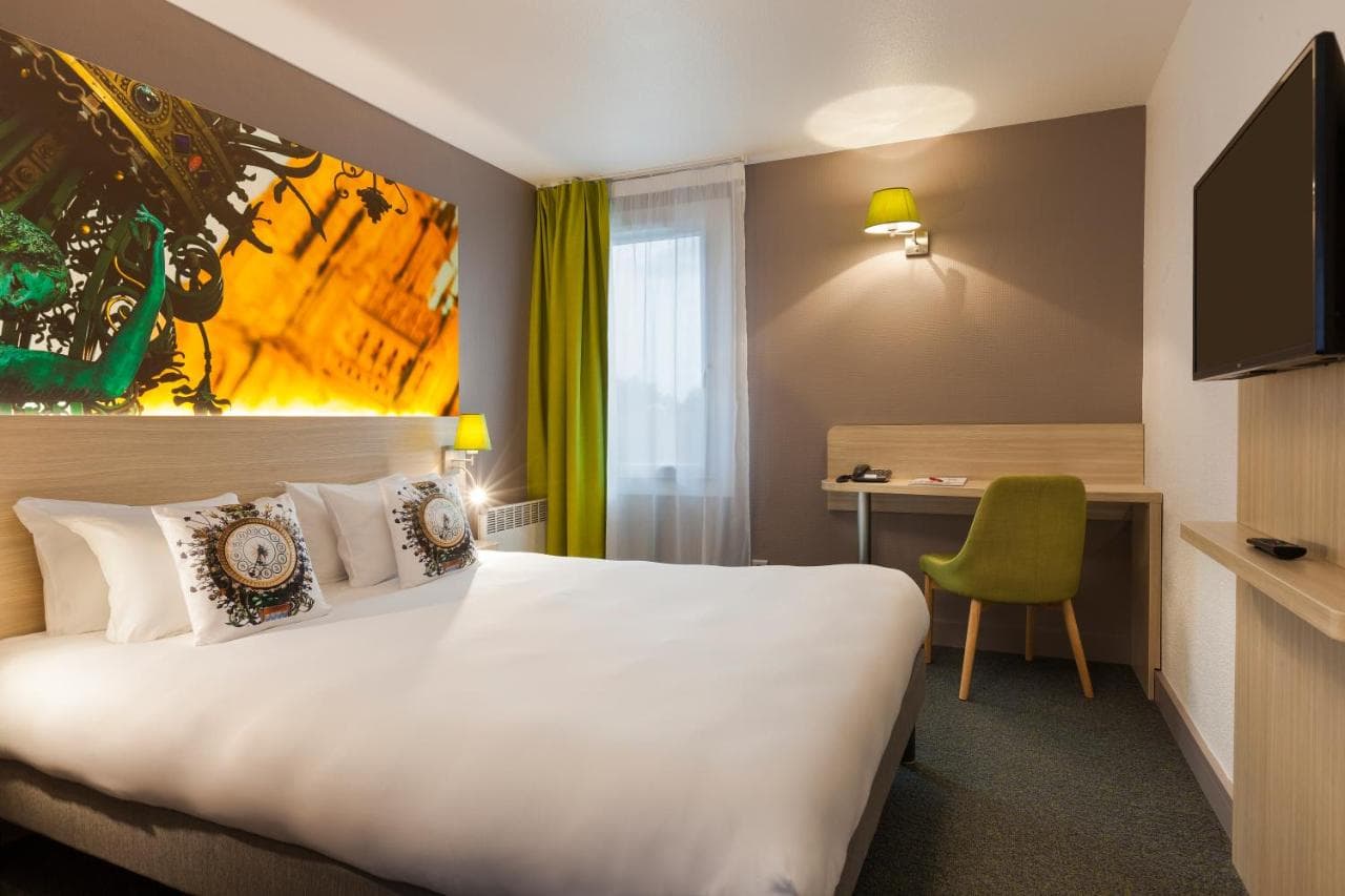 Brit Hôtel Confort Amiens