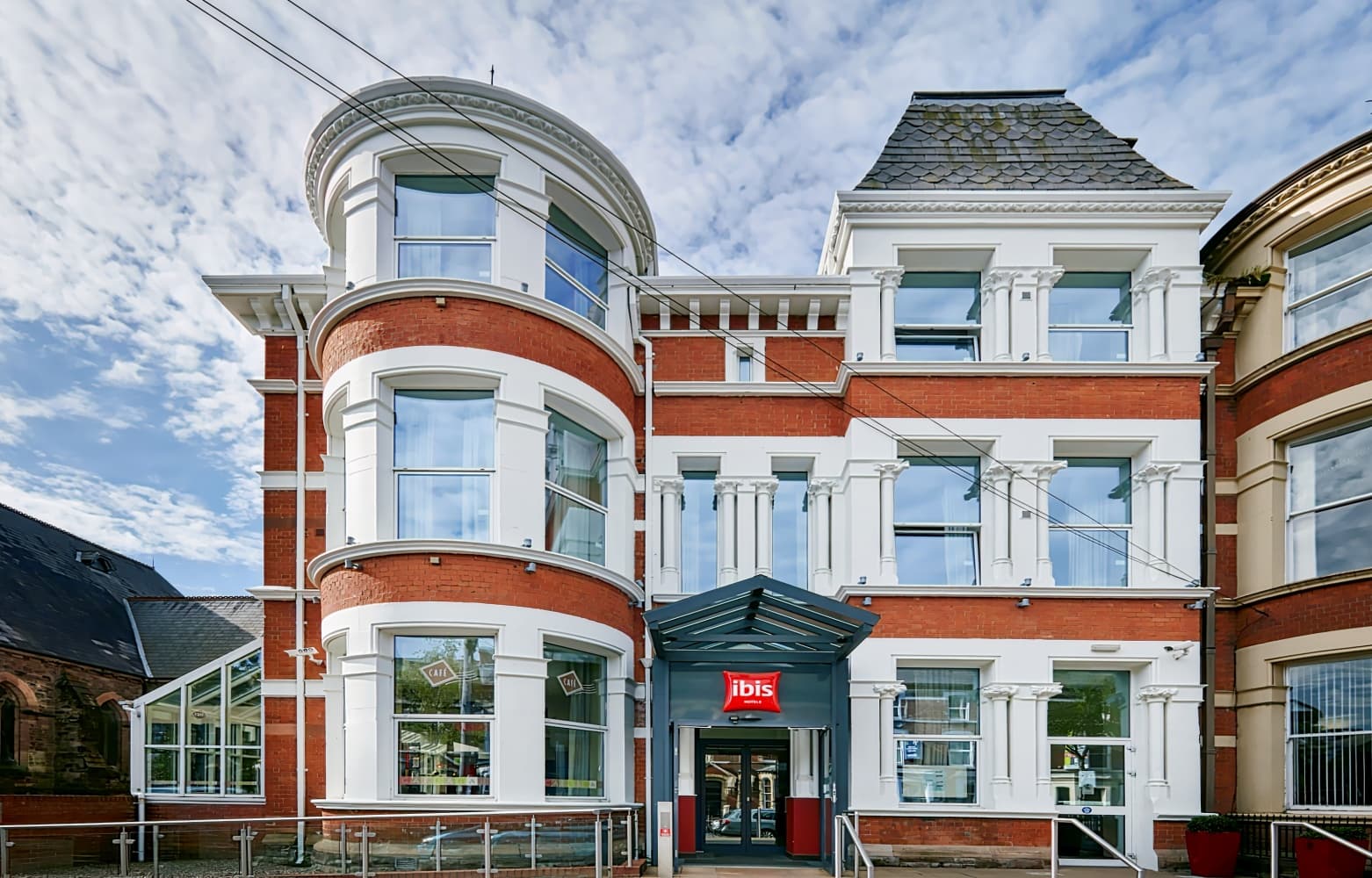 ibis Belfast Queens Quarter