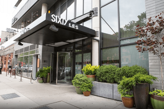 SIXTY LES Hotel