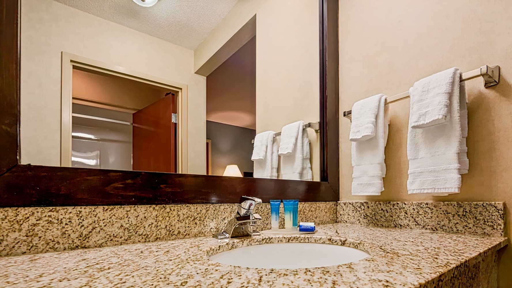 Best Western Plus Berkshire Hills Inn & Suites