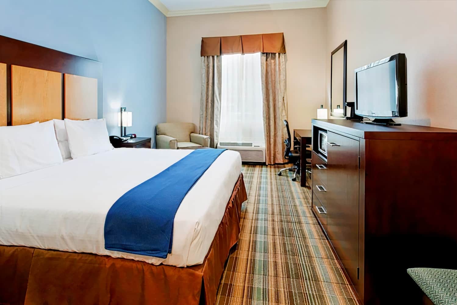 Holiday Inn Express Benicia