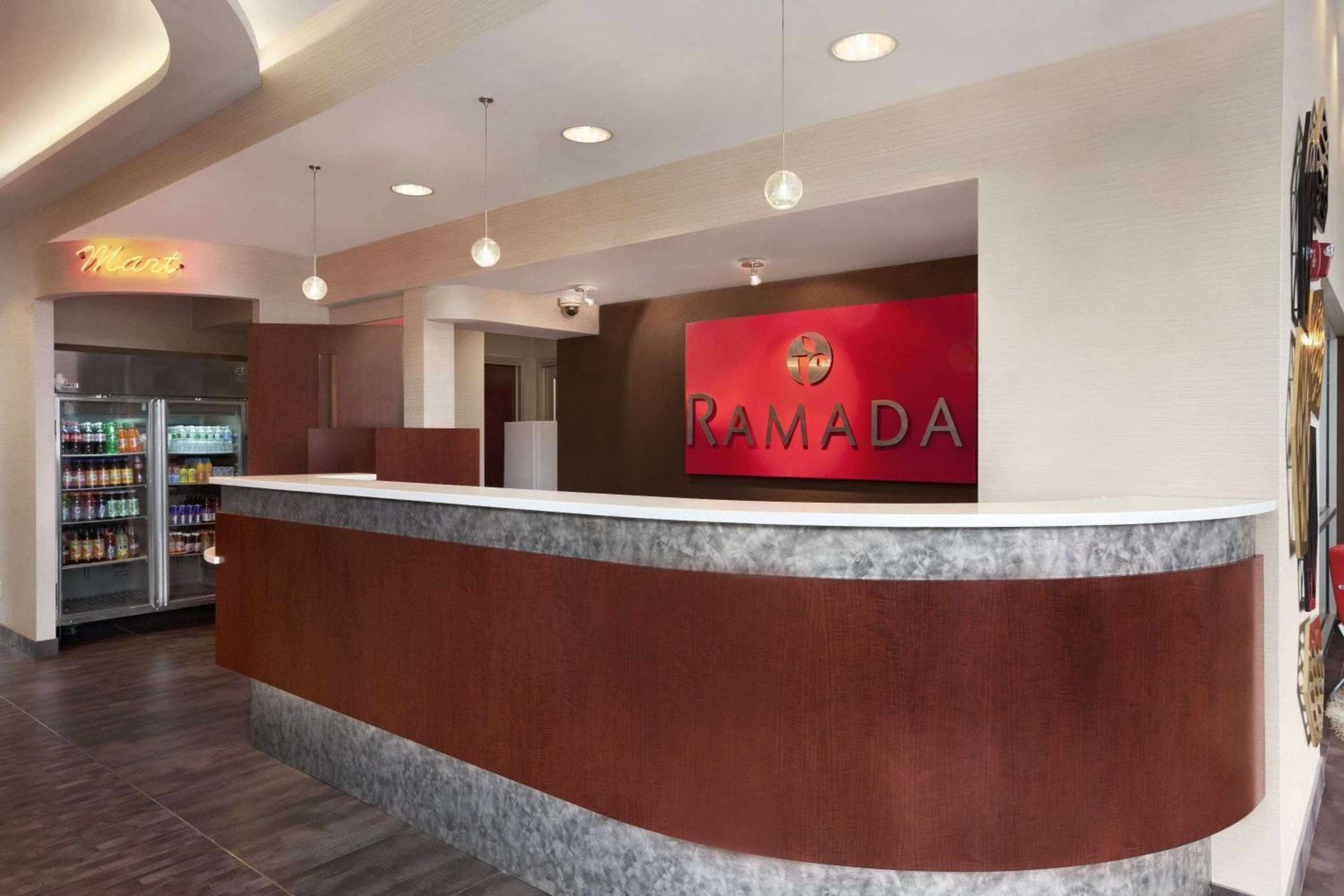 Ramada by Wyndham Rockville Centre