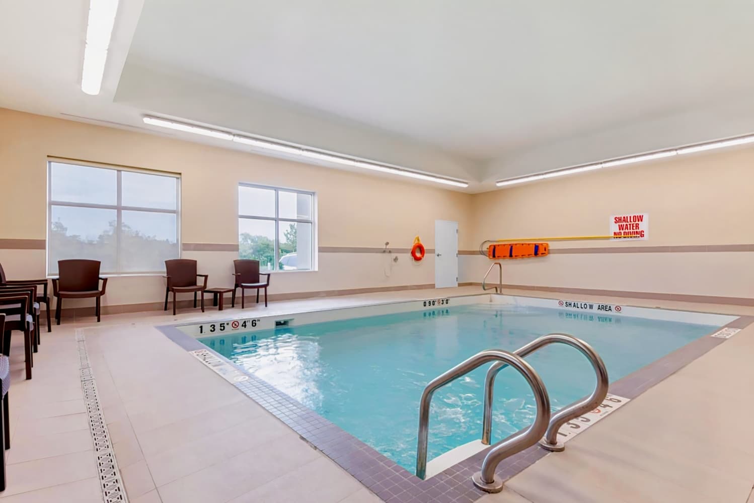 Comfort Inn & Suites Bowmanville