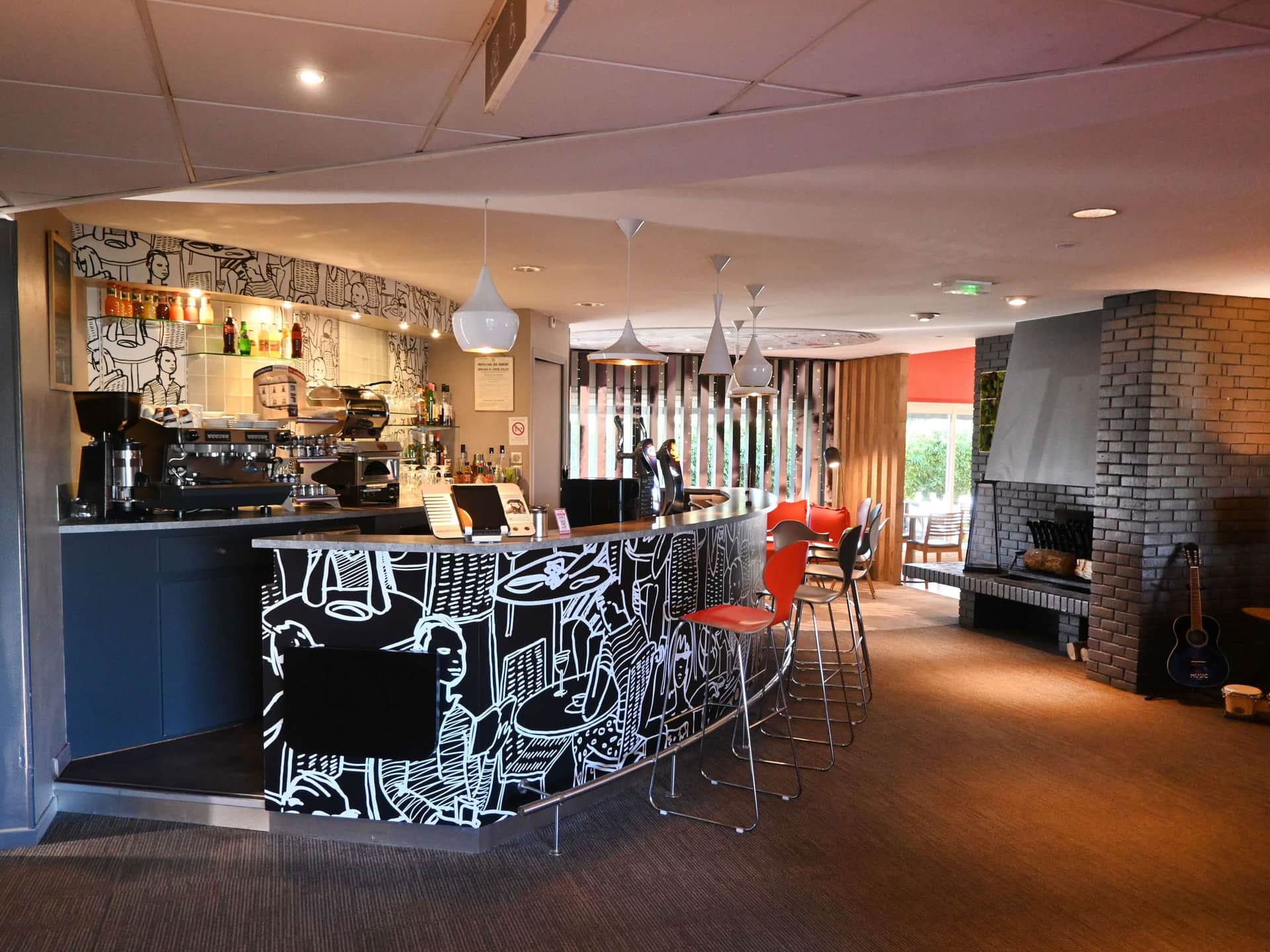 ibis Laval le Relais d'Armor