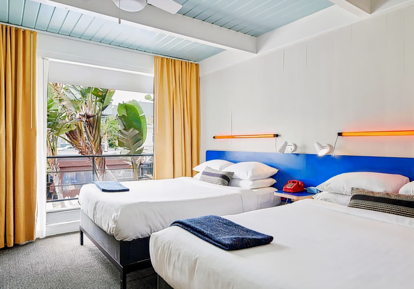Phoenix Hotel