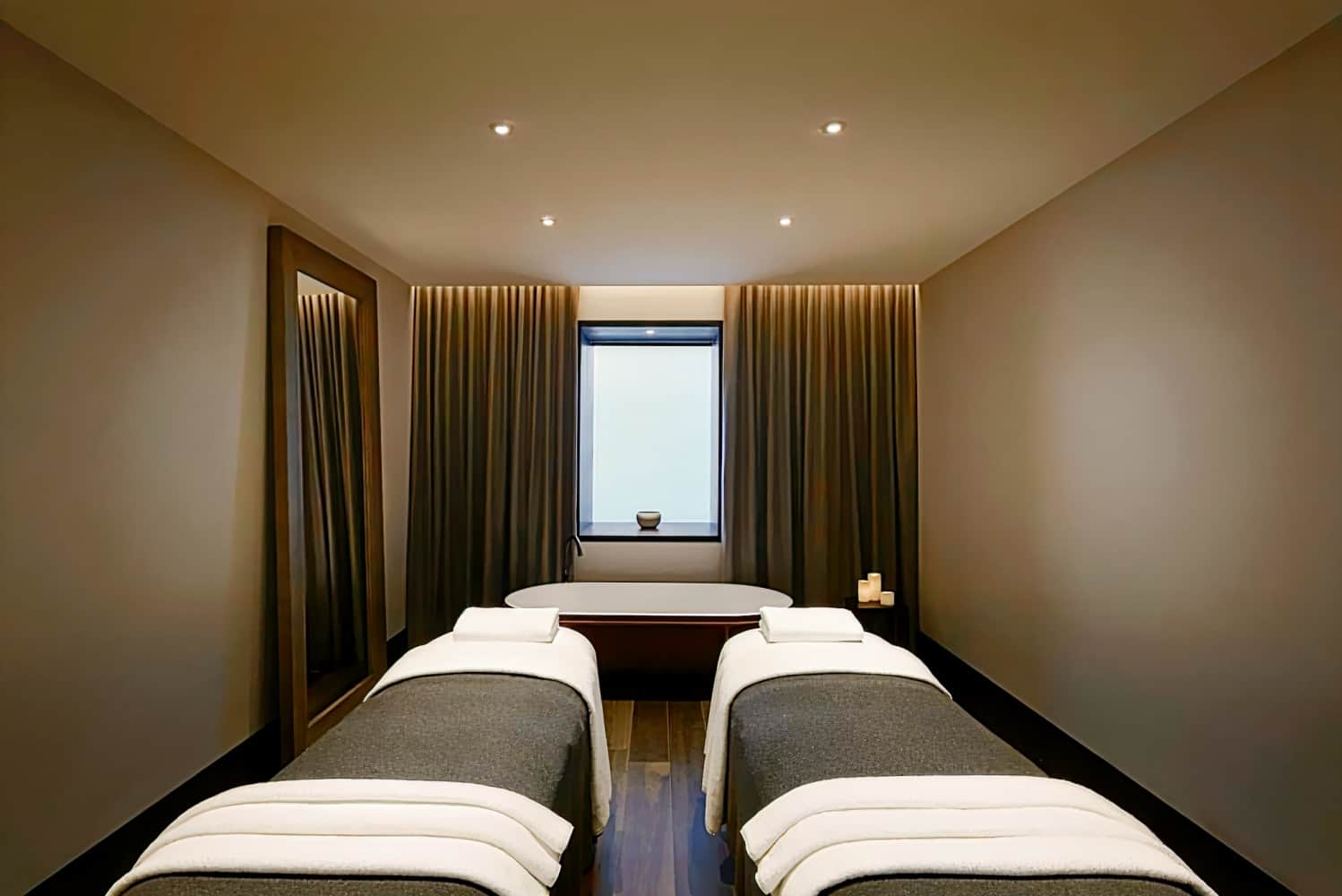 Hotel Realm