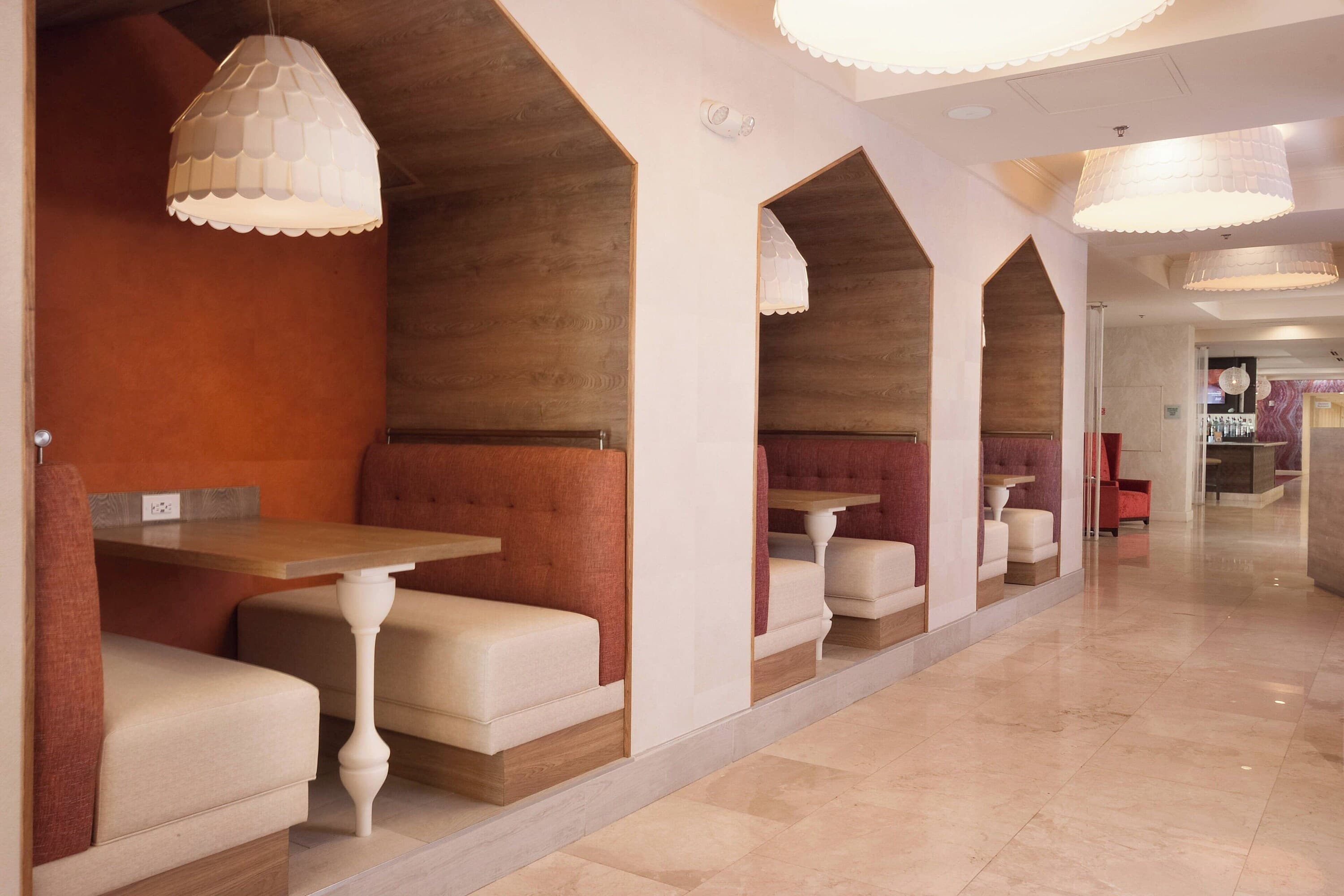 Delta Hotels by Marriott Orlando Lake Buena Vista