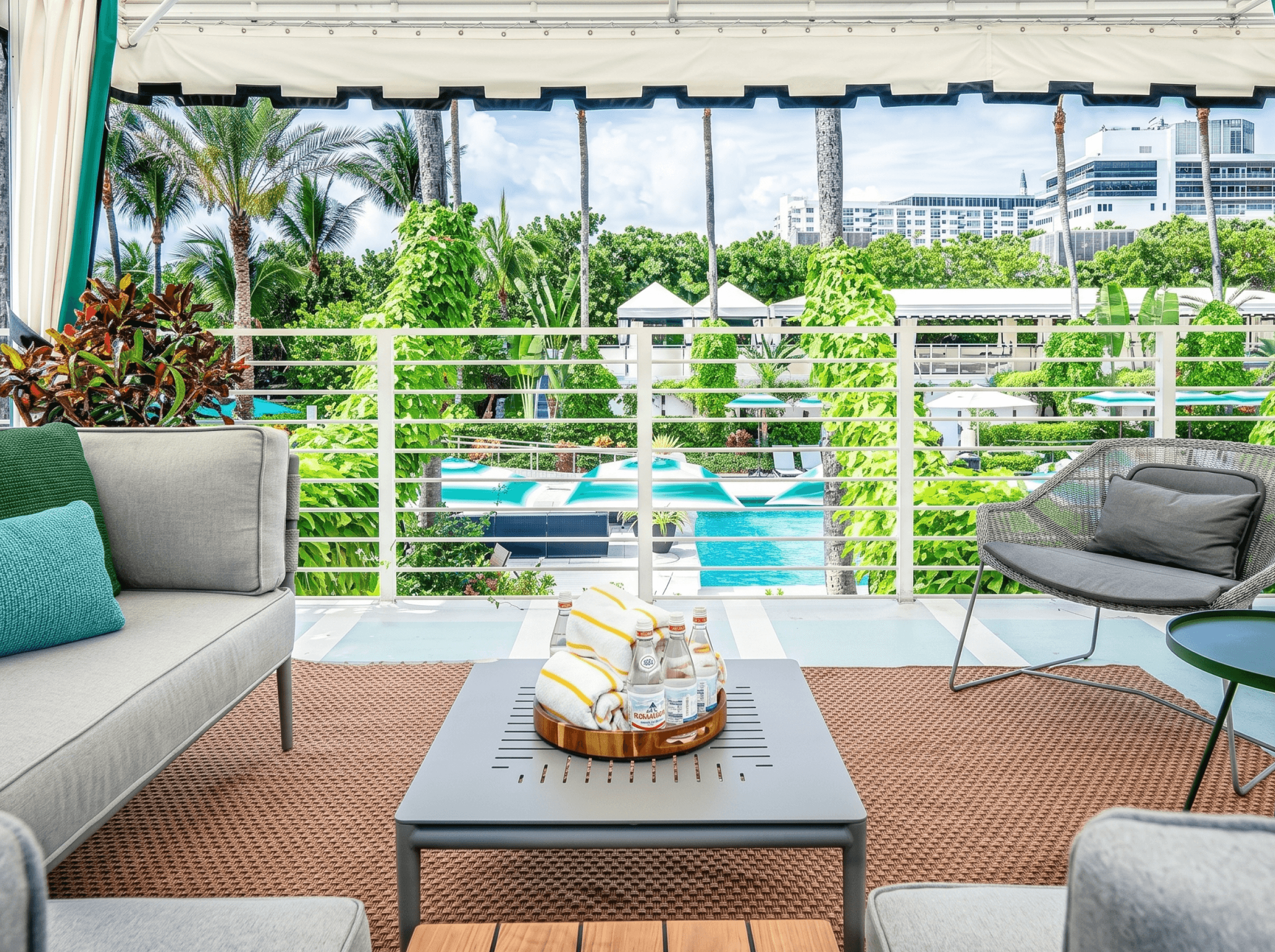 Kimpton Surfcomber Hotel by IHG