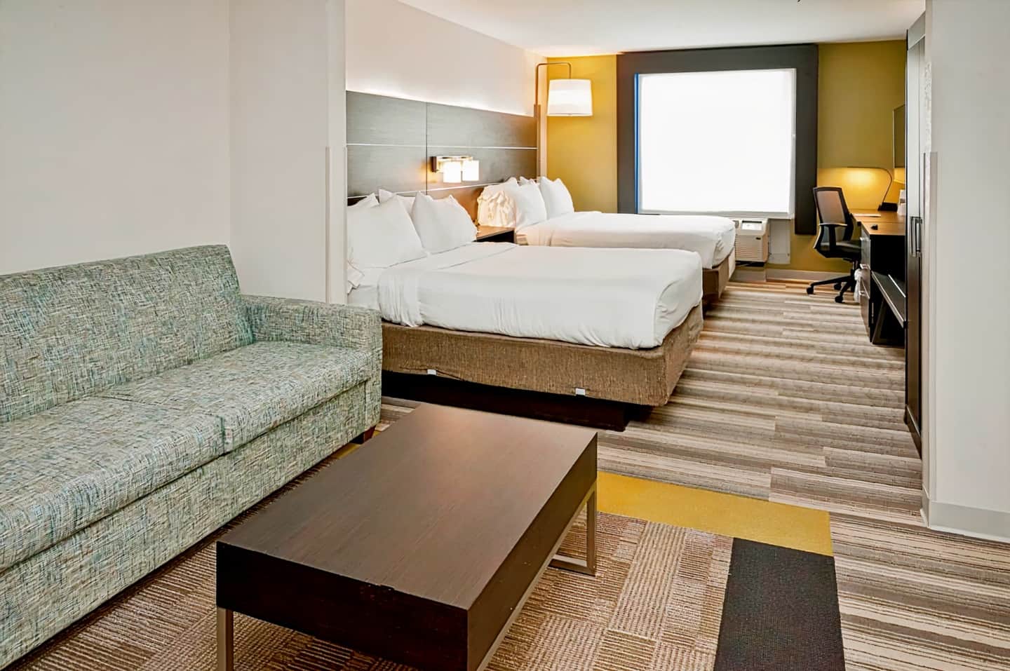 Holiday Inn Express Hotel & Suites Scott-Lafayette West