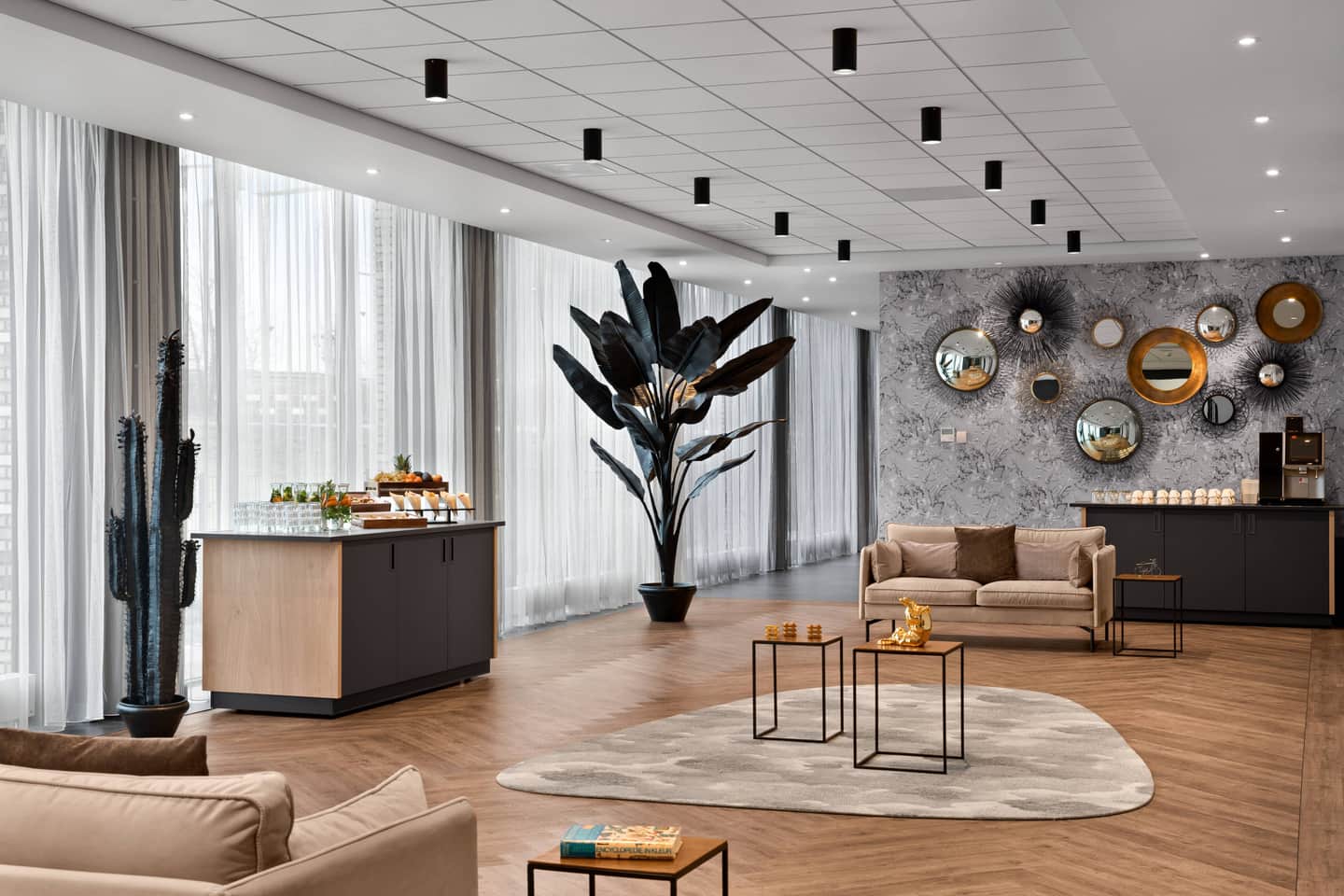 Renaissance Amsterdam Schiphol Airport Hotel