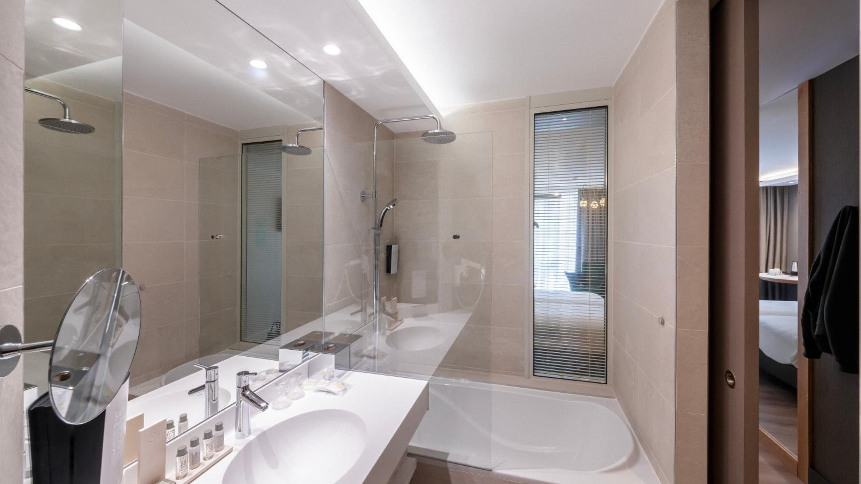 voco Strasbourg Centre - the Garden, an IHG Hotel