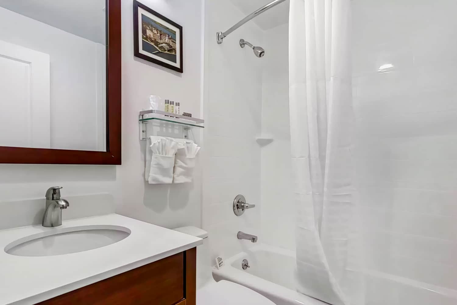 Avion Inn Near LGA Airport, Ascend Hotel Collection