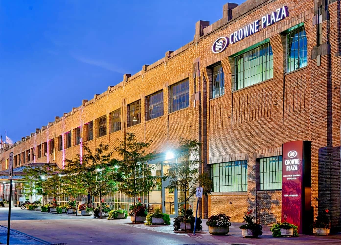 Crowne Plaza Indianapolis Downtown Union Station