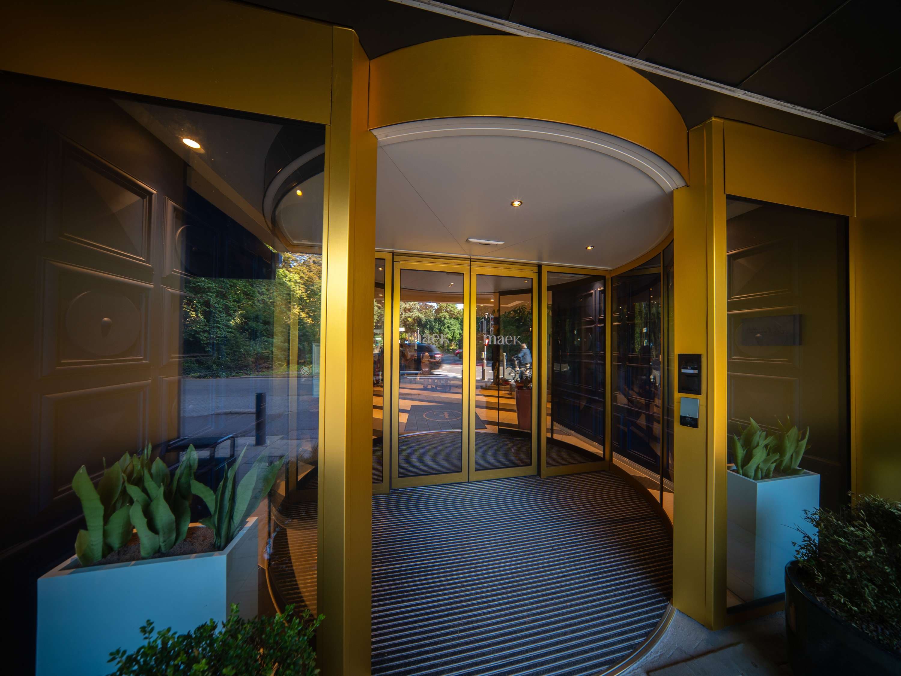 Maek Hotel Antwerp Central - Handwritten Collection