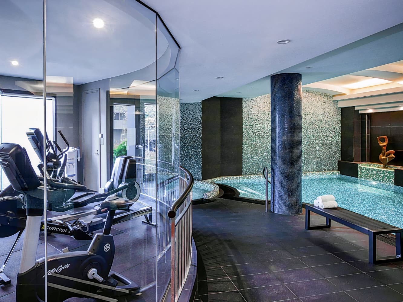 Quay West Suites Melbourne