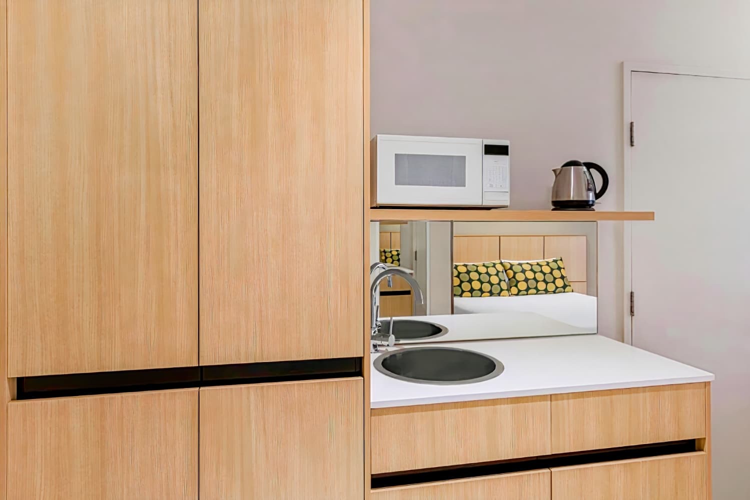 Travelodge Hotel Garden City Brisbane