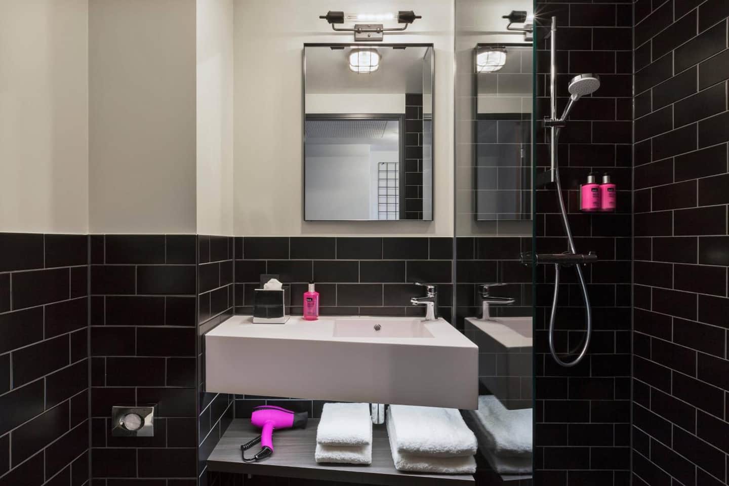 Moxy Frankfurt Airport Kelsterbach