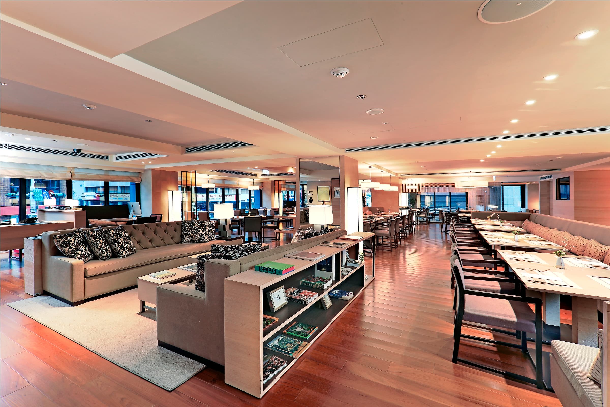 和逸飯店.台北忠孝館 COZZI ZHONGXIAO TAIPEI HOTEL