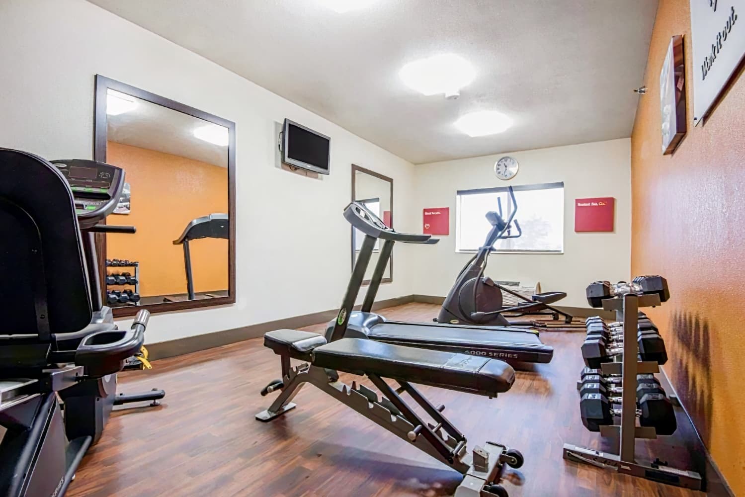 Comfort Suites Rochester Henrietta University Area