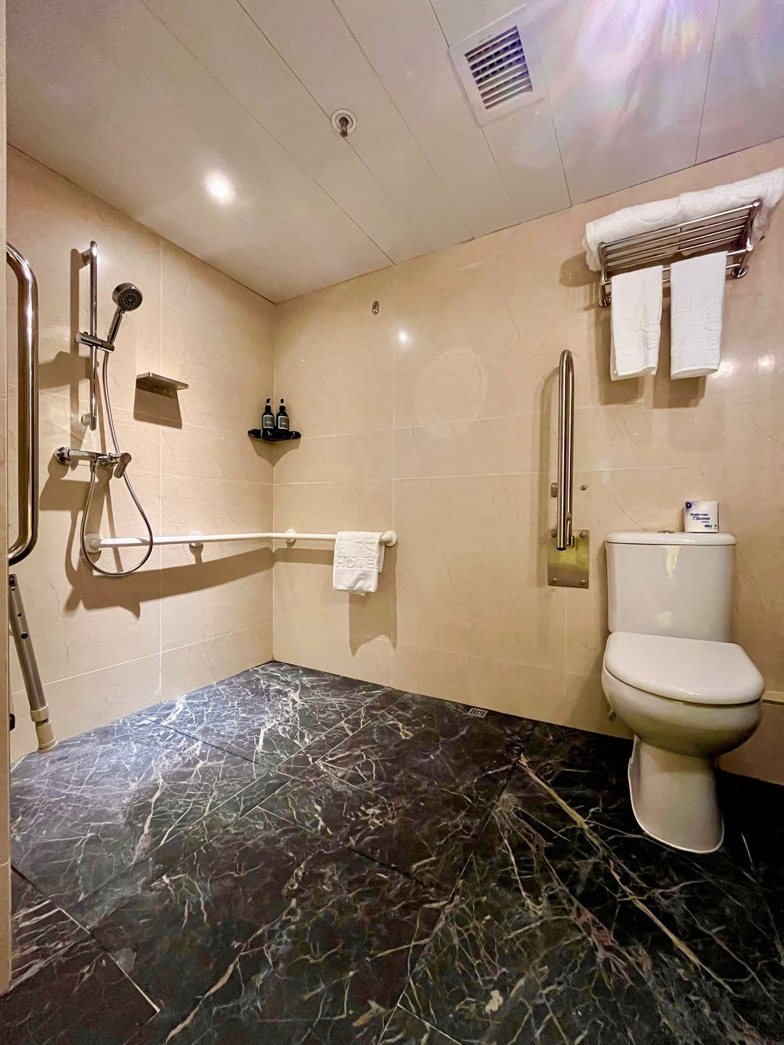 Lander Grand Hotel