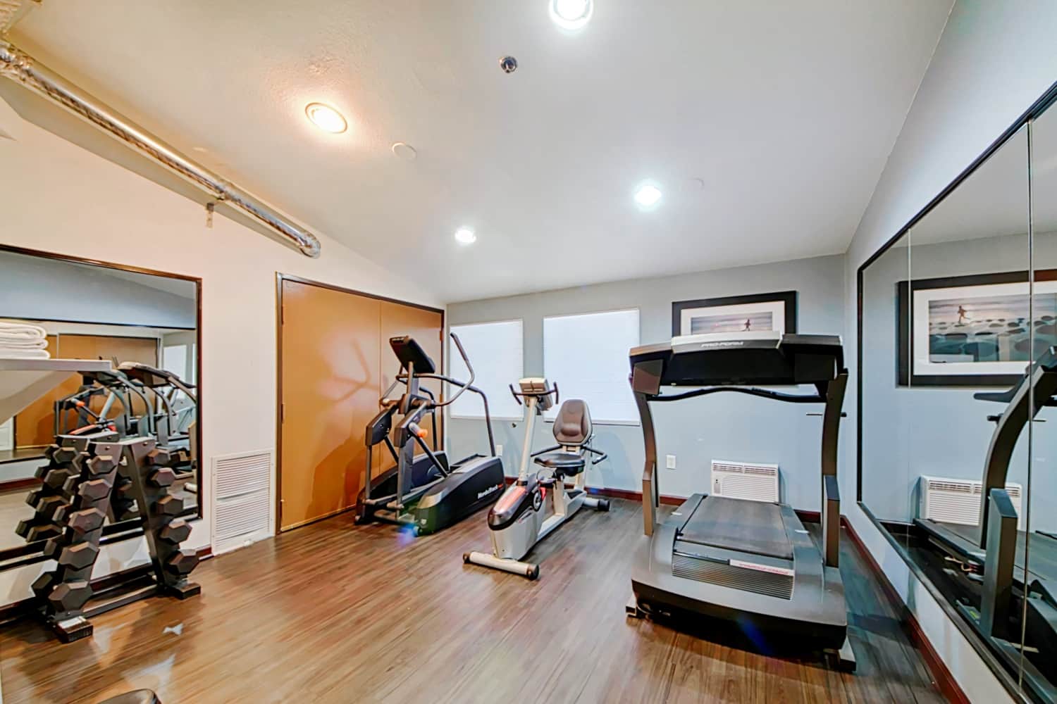 Holiday Inn Express Hotel & Suites Solana Beach-Del Mar