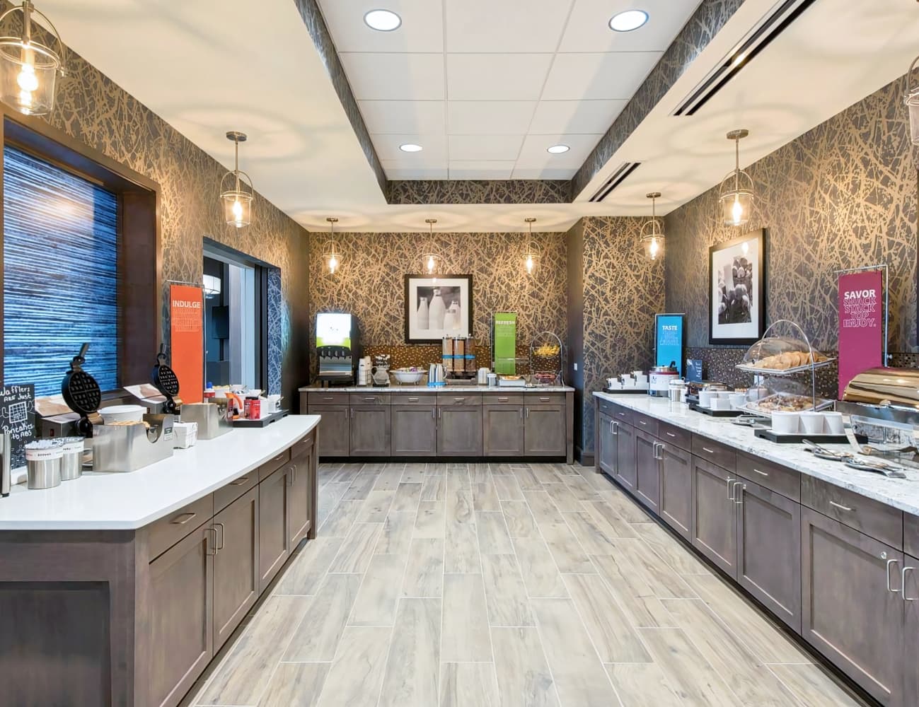 Hampton Inn & Suites Grand Rapids Downtown