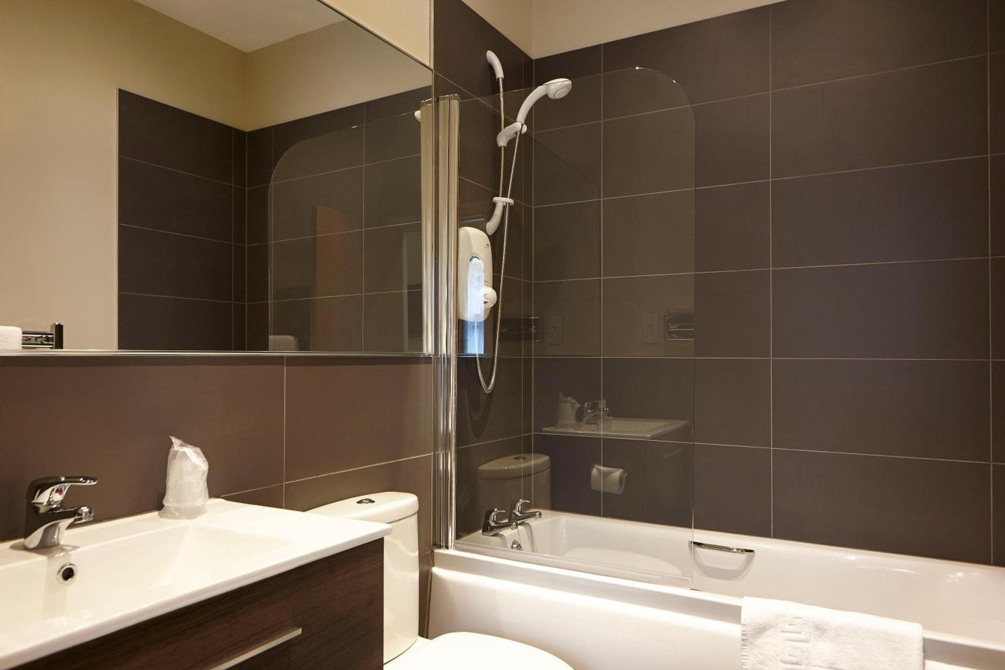 Linton Lodge a BW Signature Collection Hotel