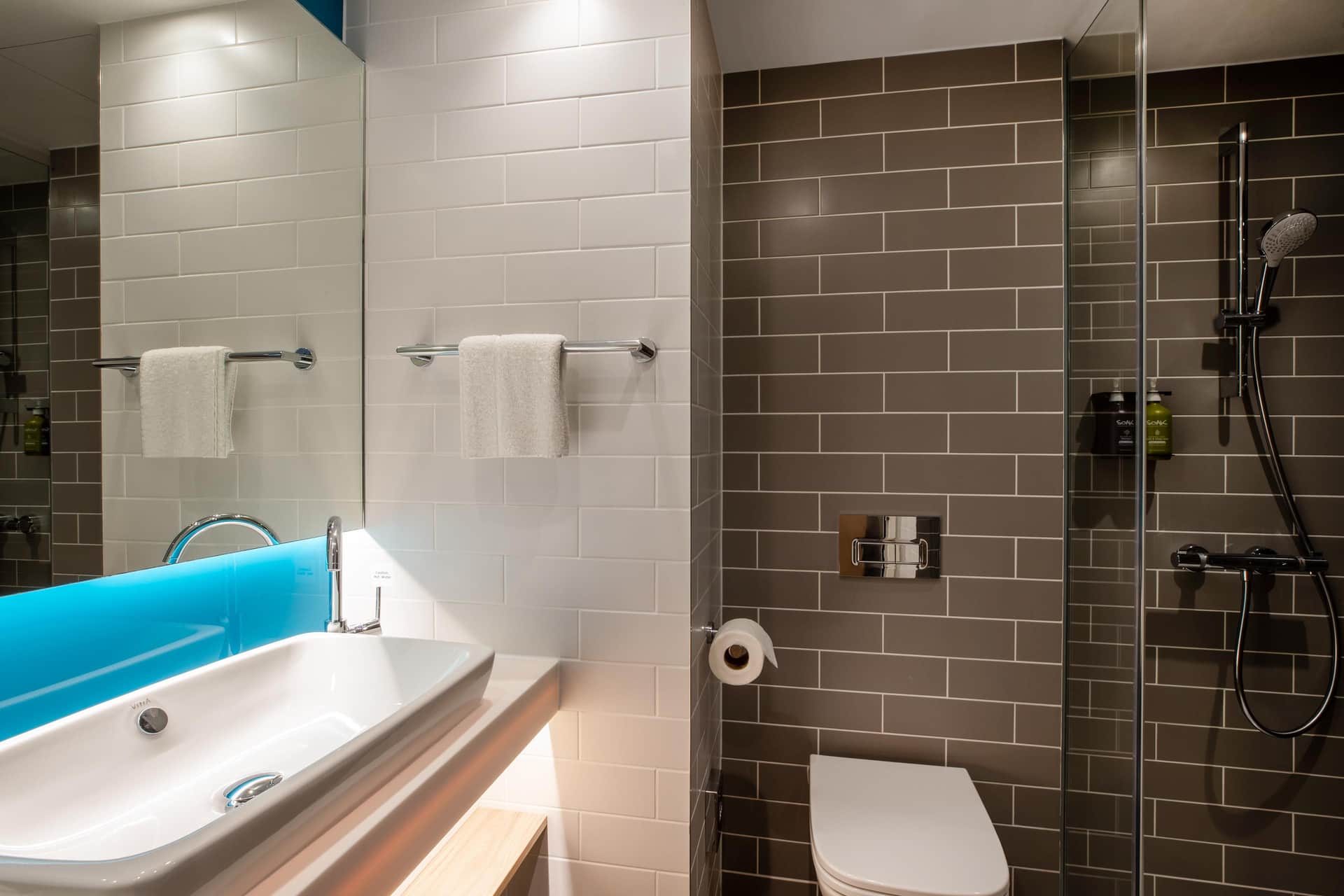 Holiday Inn Express Cambridge West - Cambourne, an IHG Hotel