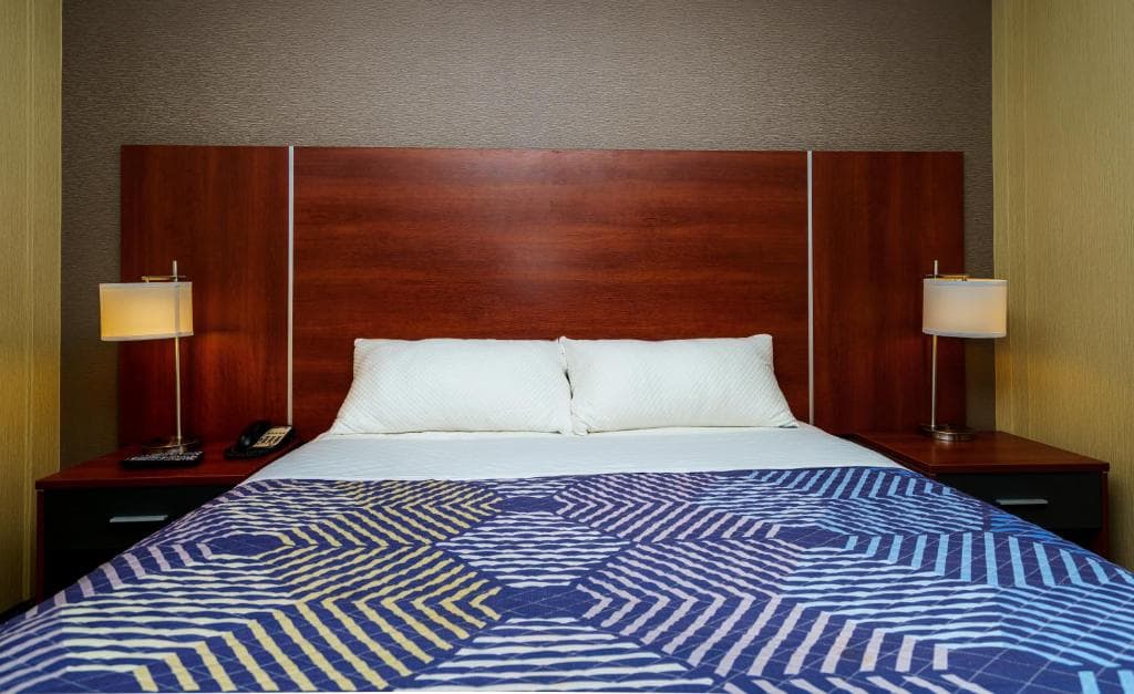 Sky Hotel Flushing/Laguardia Airport