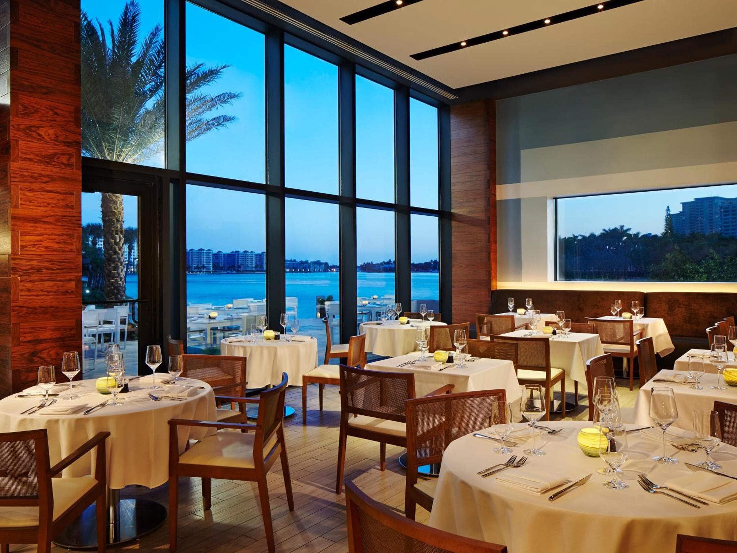 Waterstone Resort & Marina Boca Raton, Curio Collection by Hilton