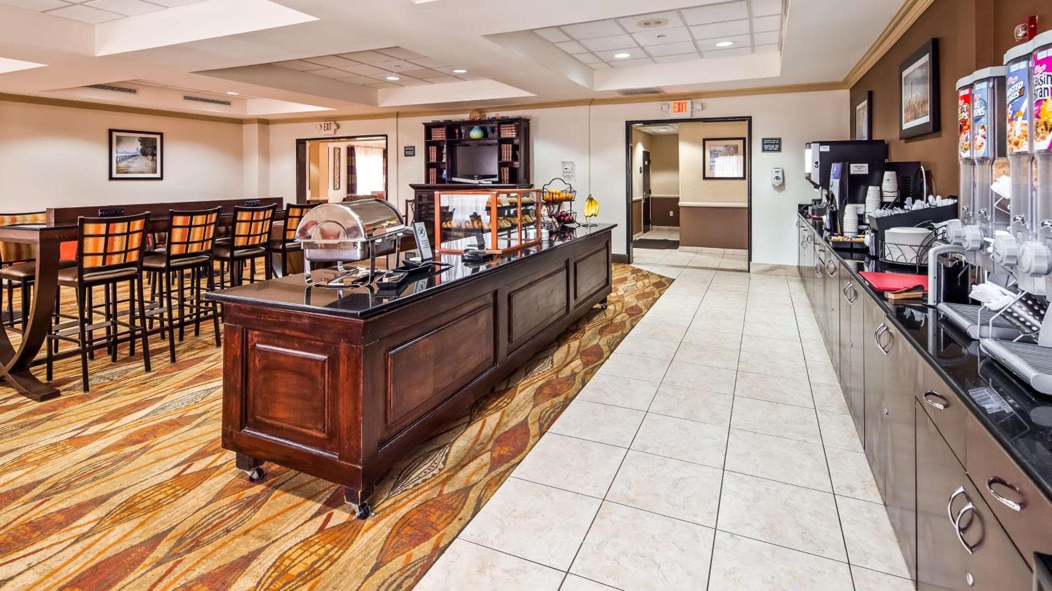 Riverview Inn and Suites Rahway