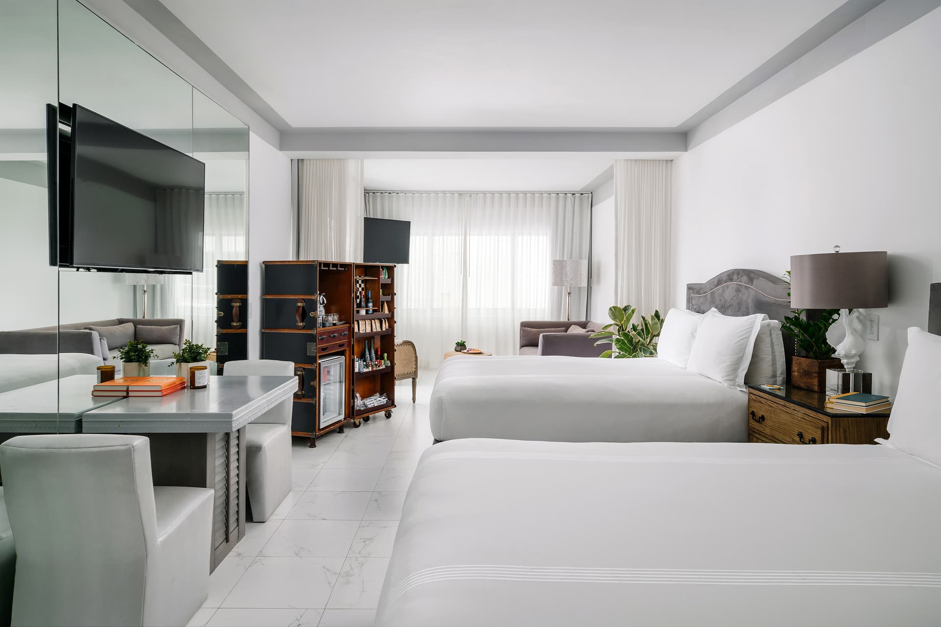 Nautilus Sonesta Miami Beach