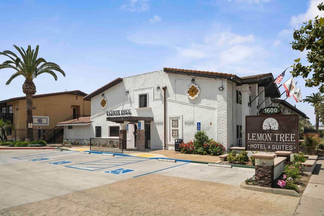 Lemon Tree Hotel and Suites