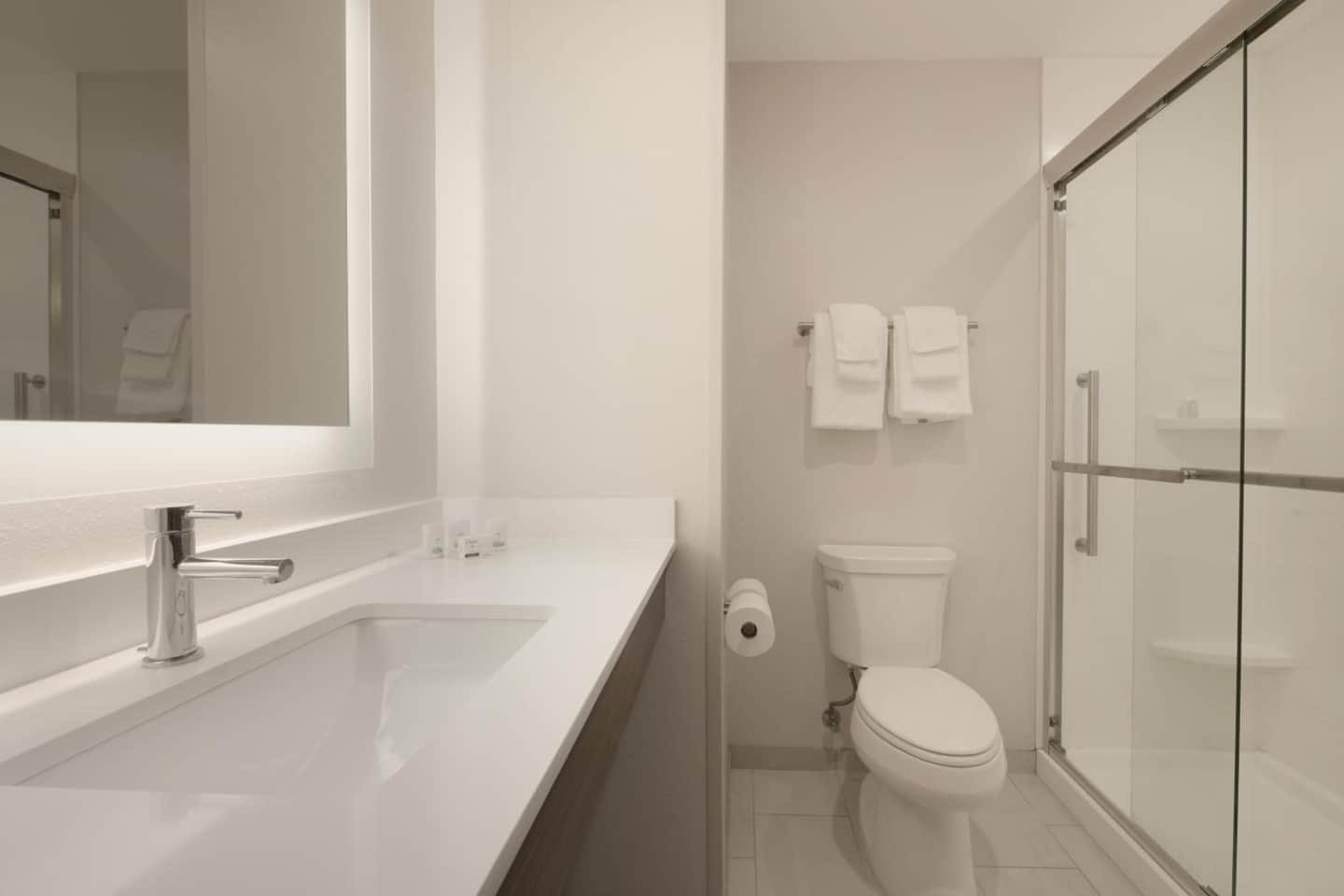 Holiday Inn Express & Suites - Williamstown - Glassboro, an IHG Hotel