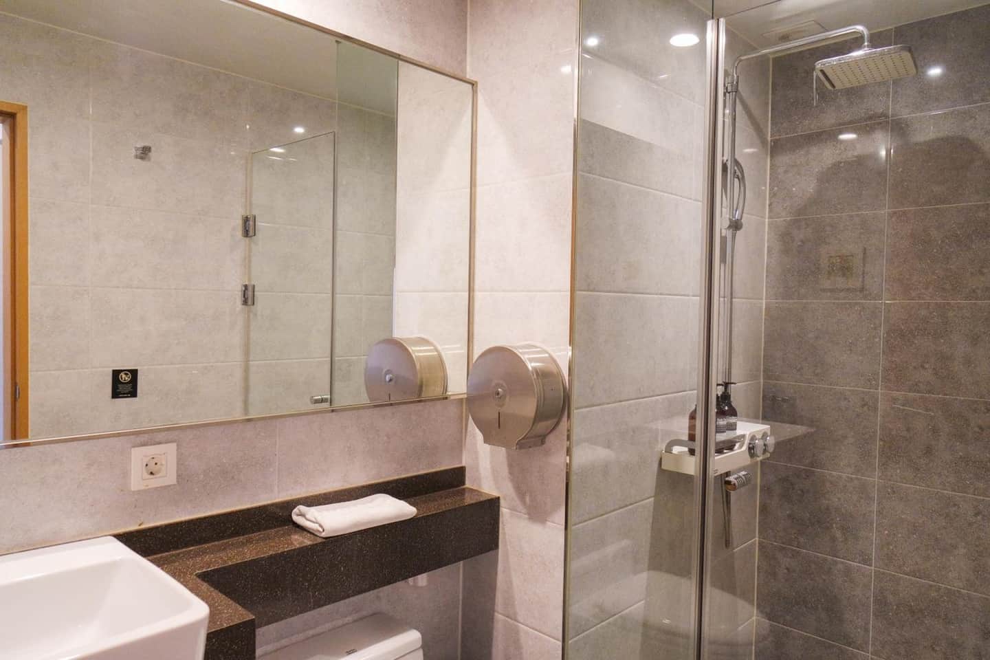 Jongno Hotel Lumia 종로 호텔 루미아