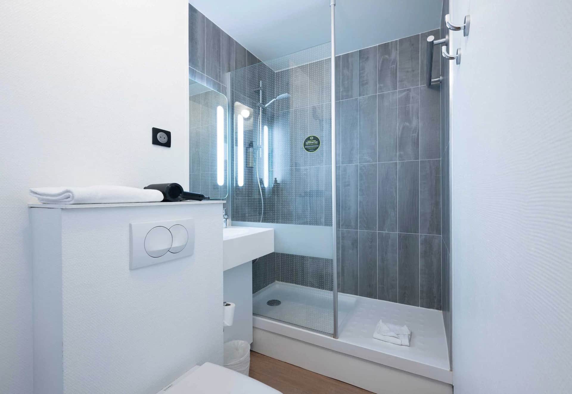 B&B HOTEL Bordeaux Mérignac Cadera Aéroport