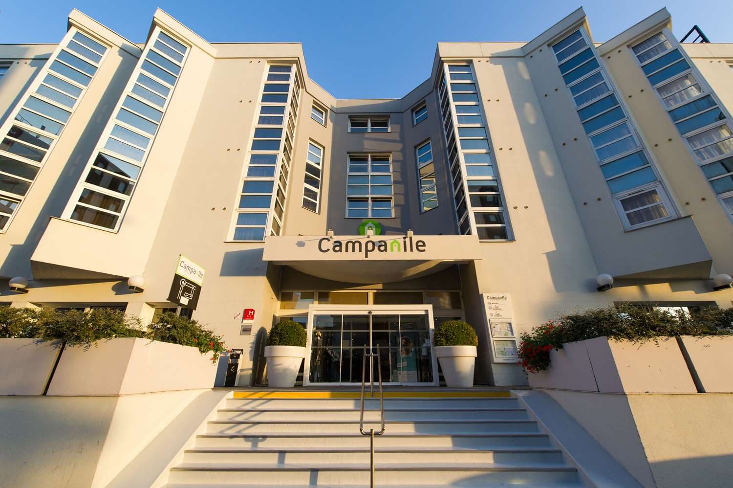 Campanile Reims Centre - Cathédrale