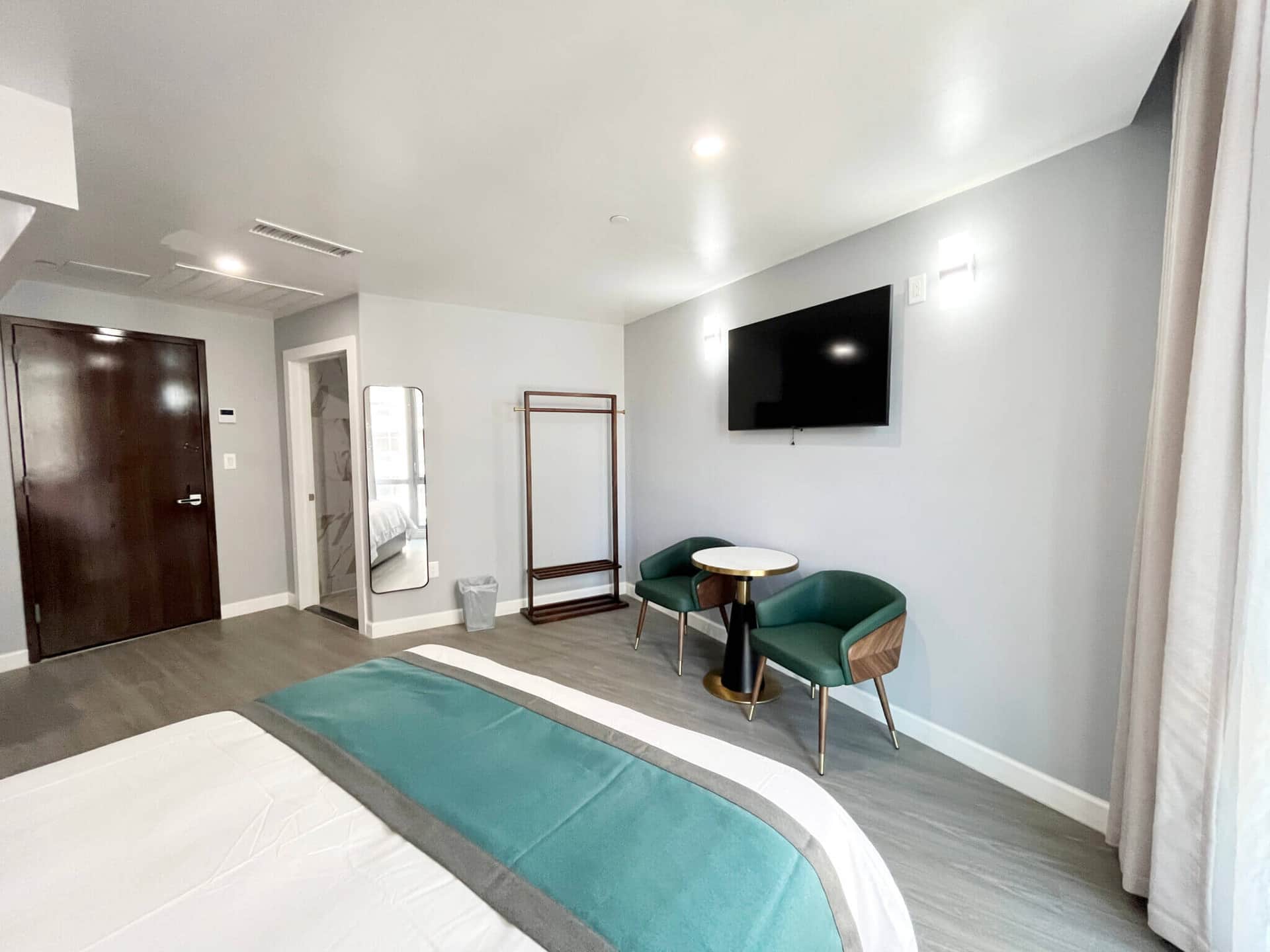 Starlight Hotel