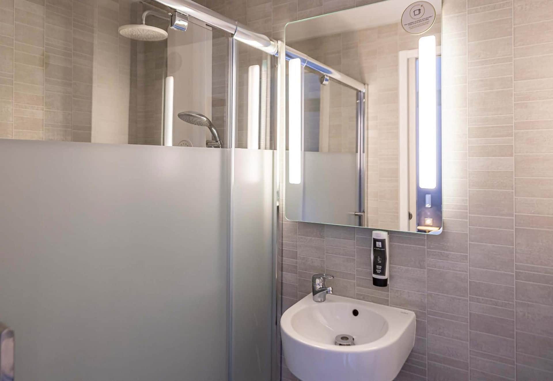 B&B HOTEL Bordeaux Le Haillan