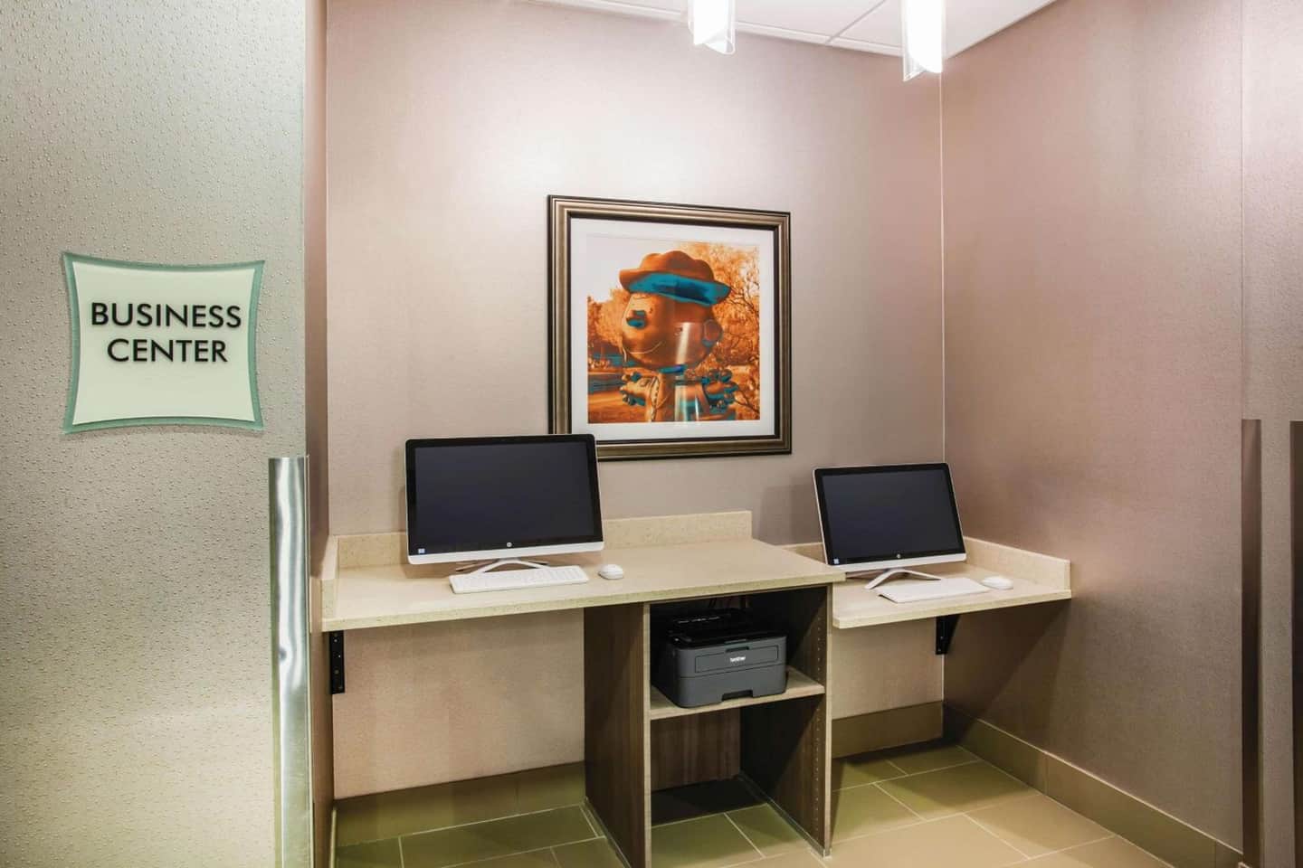 La Quinta Inn & Suites by Wyndham St. Paul-Woodbury